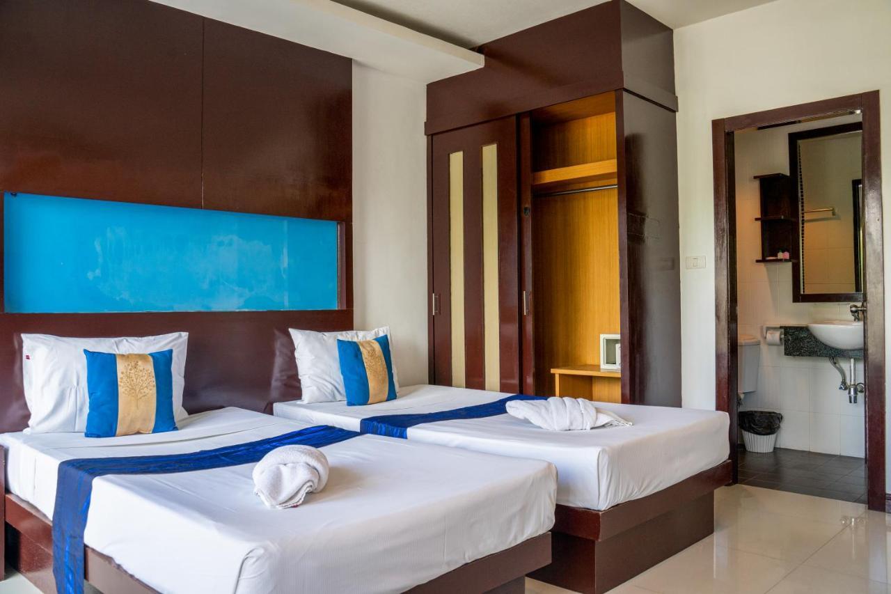 Hotel Blue Sky Patong Exterior foto
